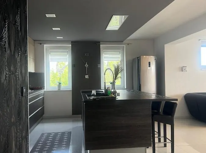 דירה Penthouse טיסאאוורוש